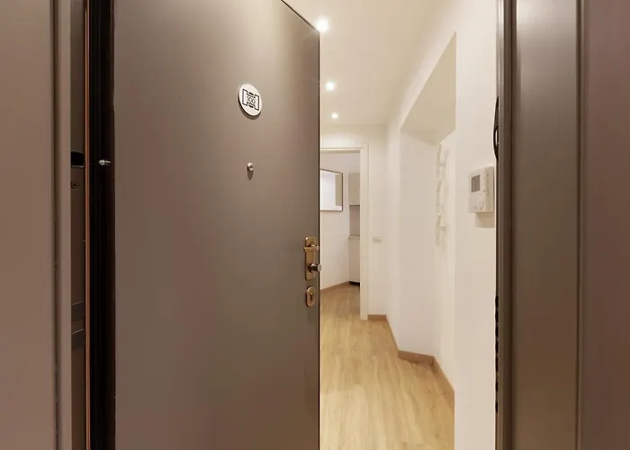 Guesthost - Top Accommodations In The Heart Of !